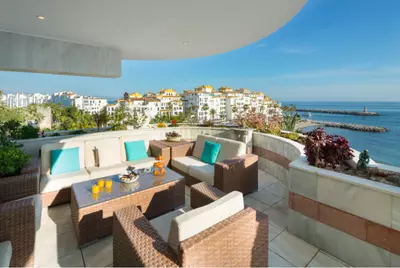 Penthouse in Puerto Banús