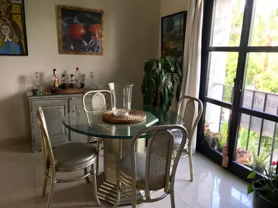 Middle Floor Apartment in Puerto Banús