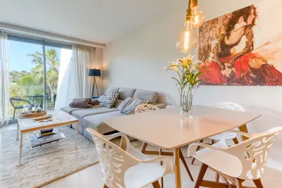 Middle Floor Apartment in Estepona