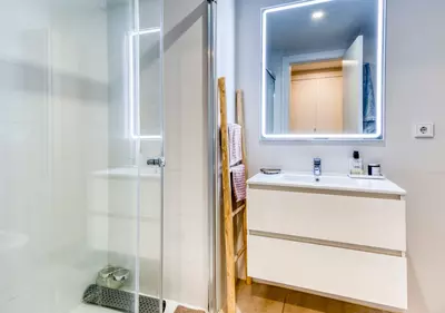 Middle Floor Apartment in Estepona