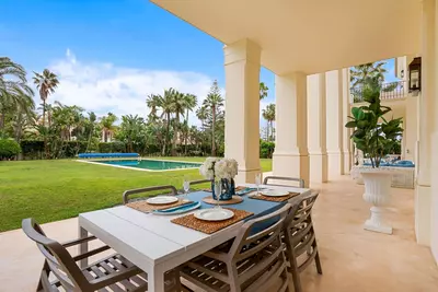 Detached Villa in Guadalmina Baja