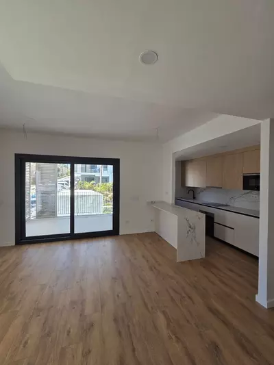 Middle Floor Apartment in Estepona