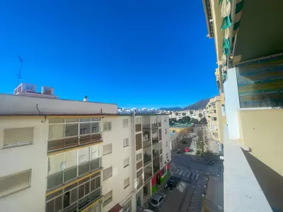 Middle Floor Apartment in Estepona