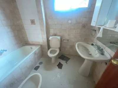 Middle Floor Apartment in Estepona