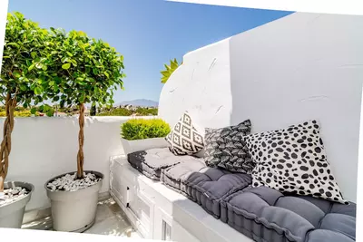 Penthouse Duplex in Nueva Andalucía