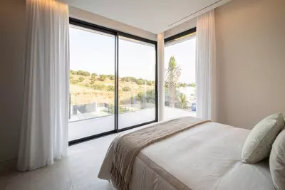 Detached Villa in El Paraiso