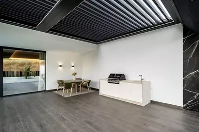 Detached Villa in El Paraiso