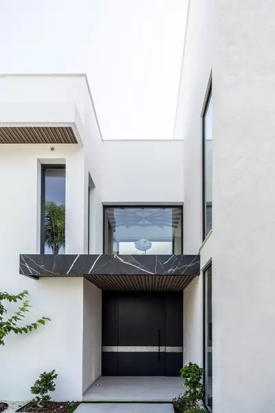 Detached Villa in El Paraiso
