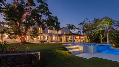 Detached Villa in Nueva Andalucía