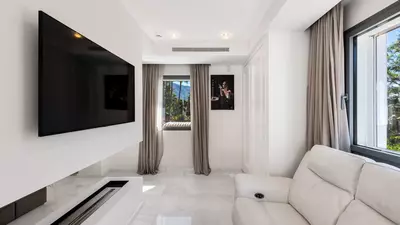 Detached Villa in Nueva Andalucía