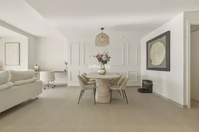 Middle Floor Apartment in Cancelada
