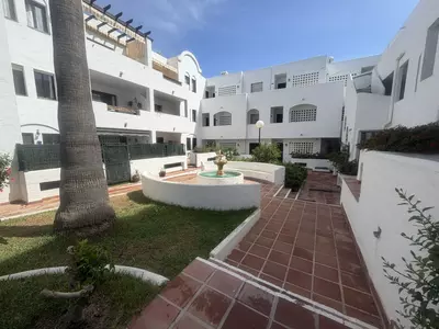 Top Floor Apartment in El Paraiso