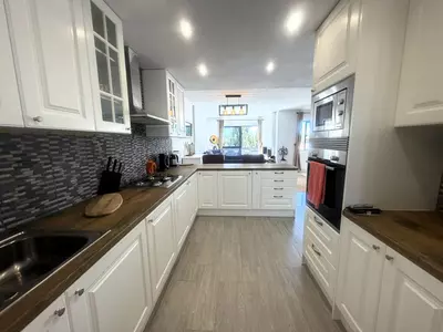 Top Floor Apartment in El Paraiso