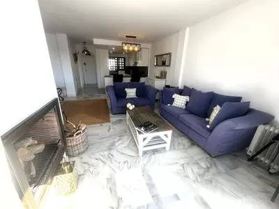 Top Floor Apartment in El Paraiso