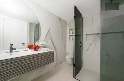 Middle Floor Apartment in Estepona