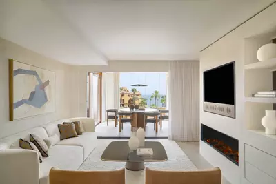 Middle Floor Apartment in Estepona
