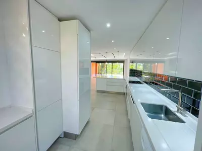 Townhouse in El Paraiso