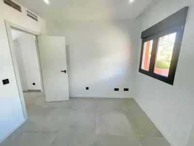 Townhouse in El Paraiso