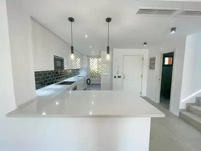Townhouse in El Paraiso