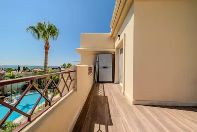 Penthouse in Bel Air