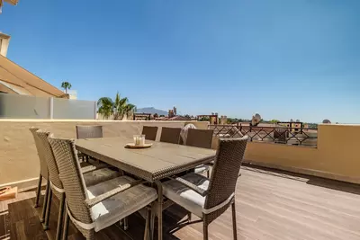 Penthouse in Bel Air