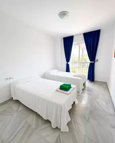 Middle Floor Apartment in Nueva Andalucía