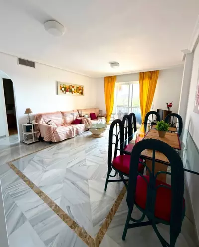 Middle Floor Apartment in Nueva Andalucía