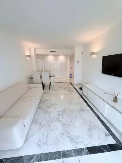 Middle Floor Apartment in Puerto Banús