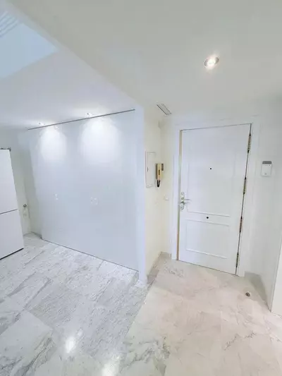 Middle Floor Apartment in Puerto Banús