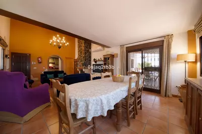Detached Villa in Estepona