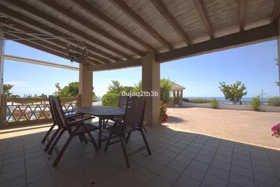 Detached Villa in Estepona