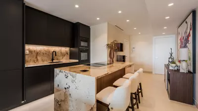 Middle Floor Apartment in Estepona