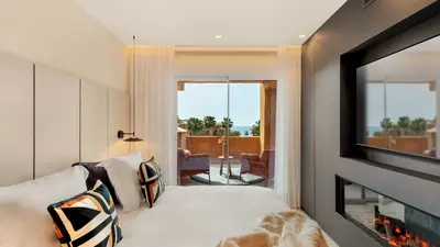 Middle Floor Apartment in Estepona