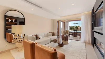 Middle Floor Apartment in Estepona