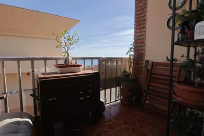 Middle Floor Apartment in Estepona