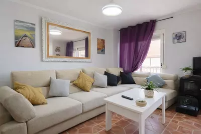 Middle Floor Apartment in Estepona