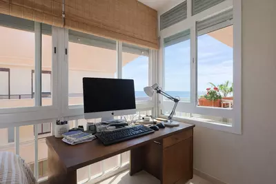 Middle Floor Apartment in Estepona