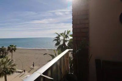 Middle Floor Apartment in Estepona