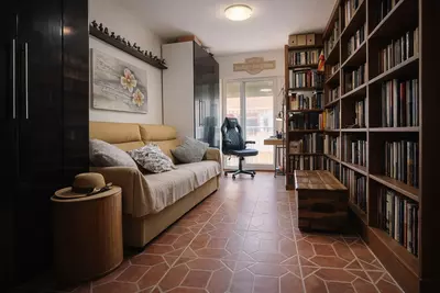 Middle Floor Apartment in Estepona