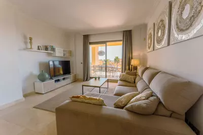 Middle Floor Apartment in Atalaya