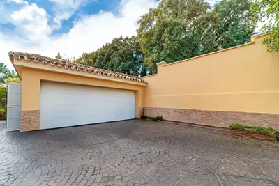 Detached Villa in Marbella