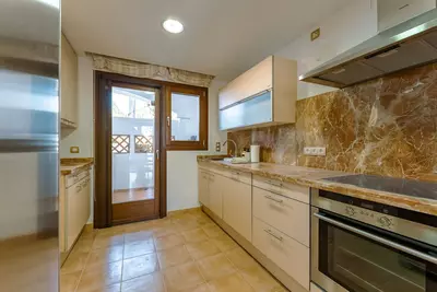 Townhouse in El Paraiso