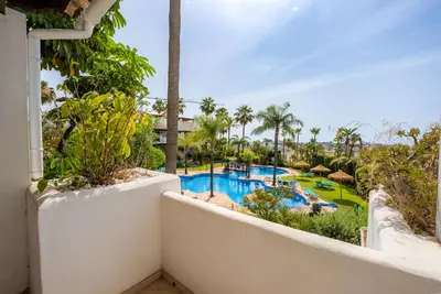 Townhouse in El Paraiso