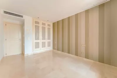 Townhouse in El Paraiso
