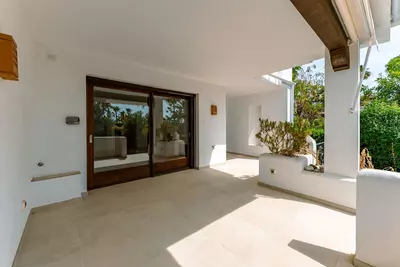 Townhouse in El Paraiso