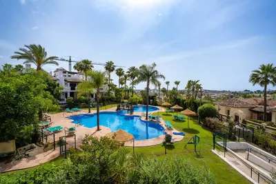 Townhouse in El Paraiso
