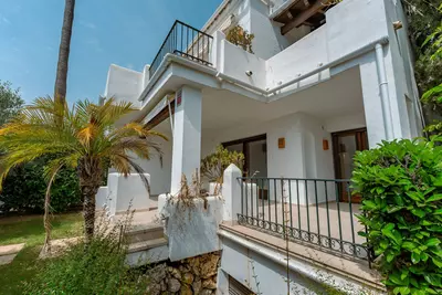 Townhouse in El Paraiso