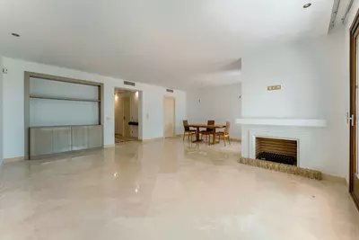 Townhouse in El Paraiso