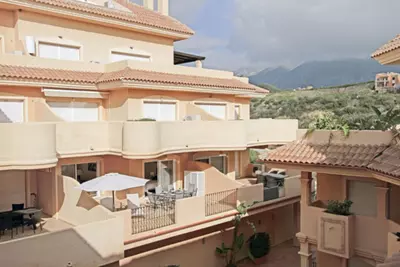 Ground Floor Apartment in Nueva Andalucía