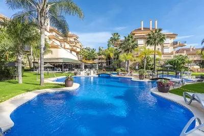 Ground Floor Apartment in Nueva Andalucía